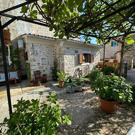 Отель Casa Borgo Бале Экстерьер фото